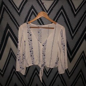 (SOLD) american eagle cream & blue floral top